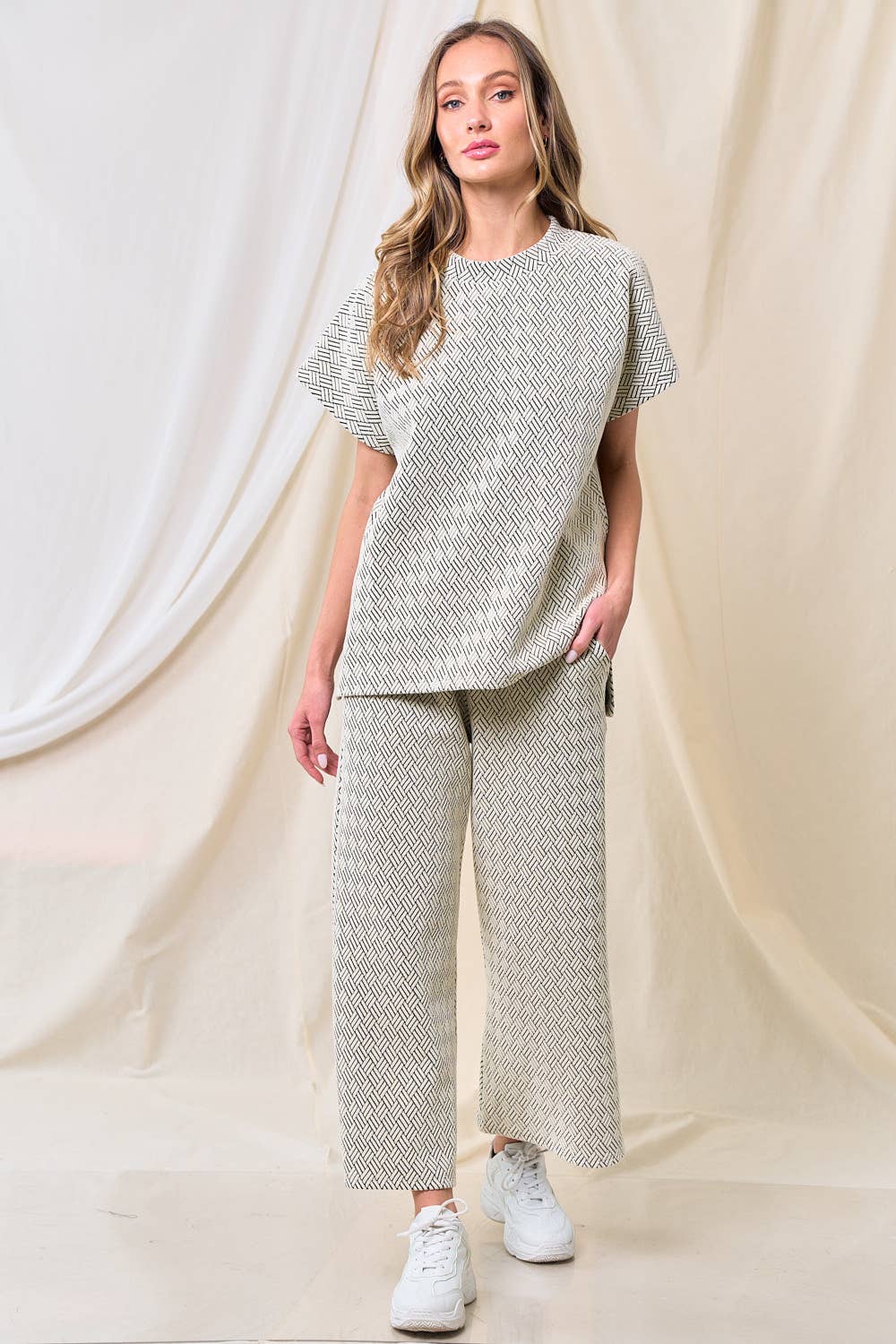 T3574 Textured Short Sleeve Sweatshirts Top