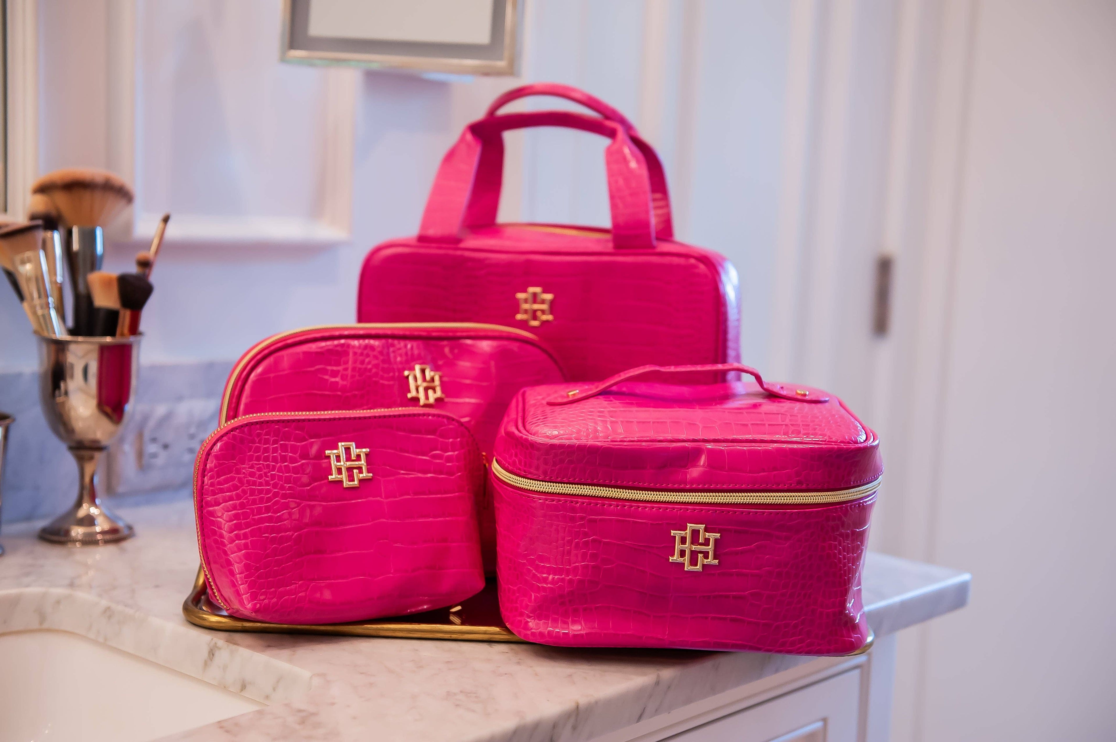 Punta Cana Large Case Hot Pink EC
