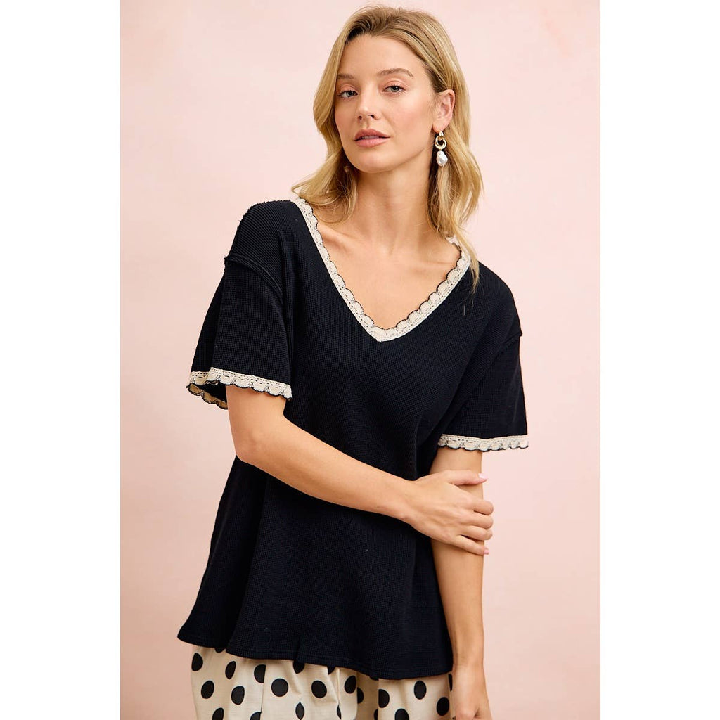 THERMAL KNIT V NECK SHORT SLEEVES TOP WITH CROCHET TRIM