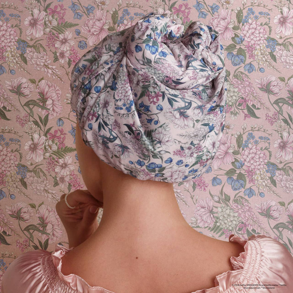 Bridgerton x Kitsch Satin-Lined Flexi Shower Cap in Wisteria