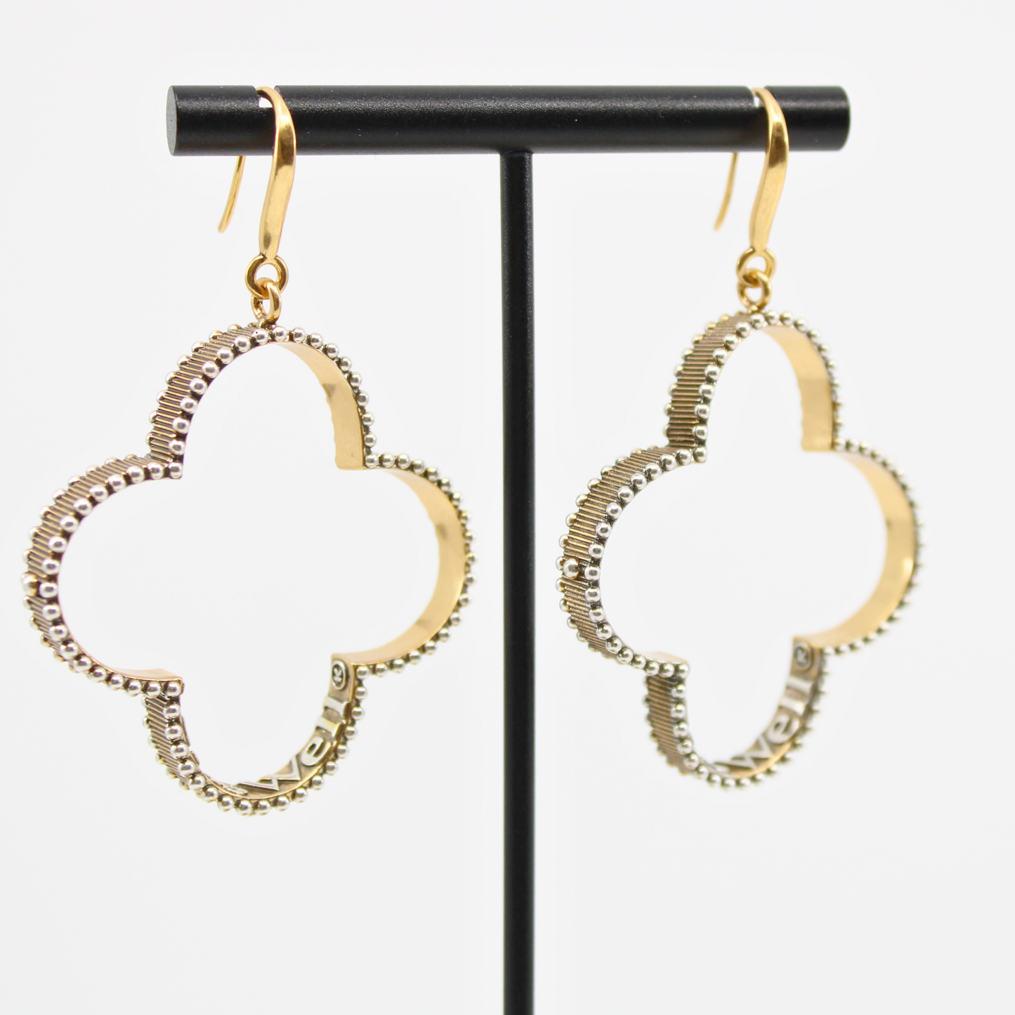 ALL IS WELL | CLOVER | Earrings