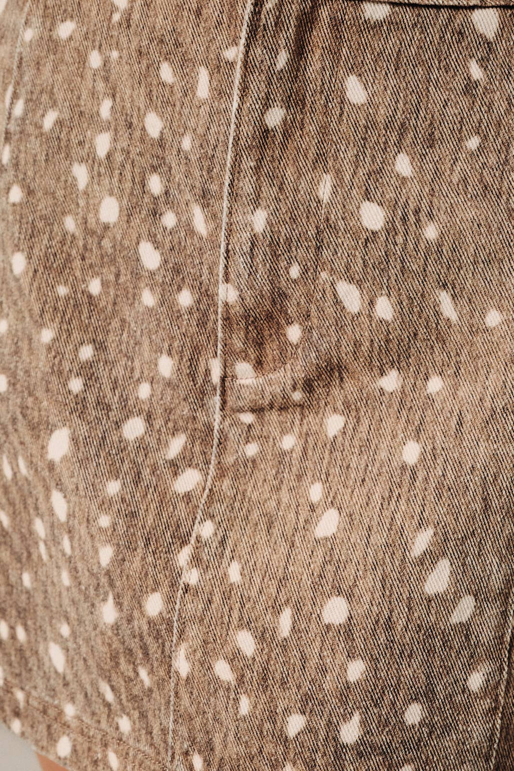 MID WAIST DEER PRINT TWILL MINI SKIRT