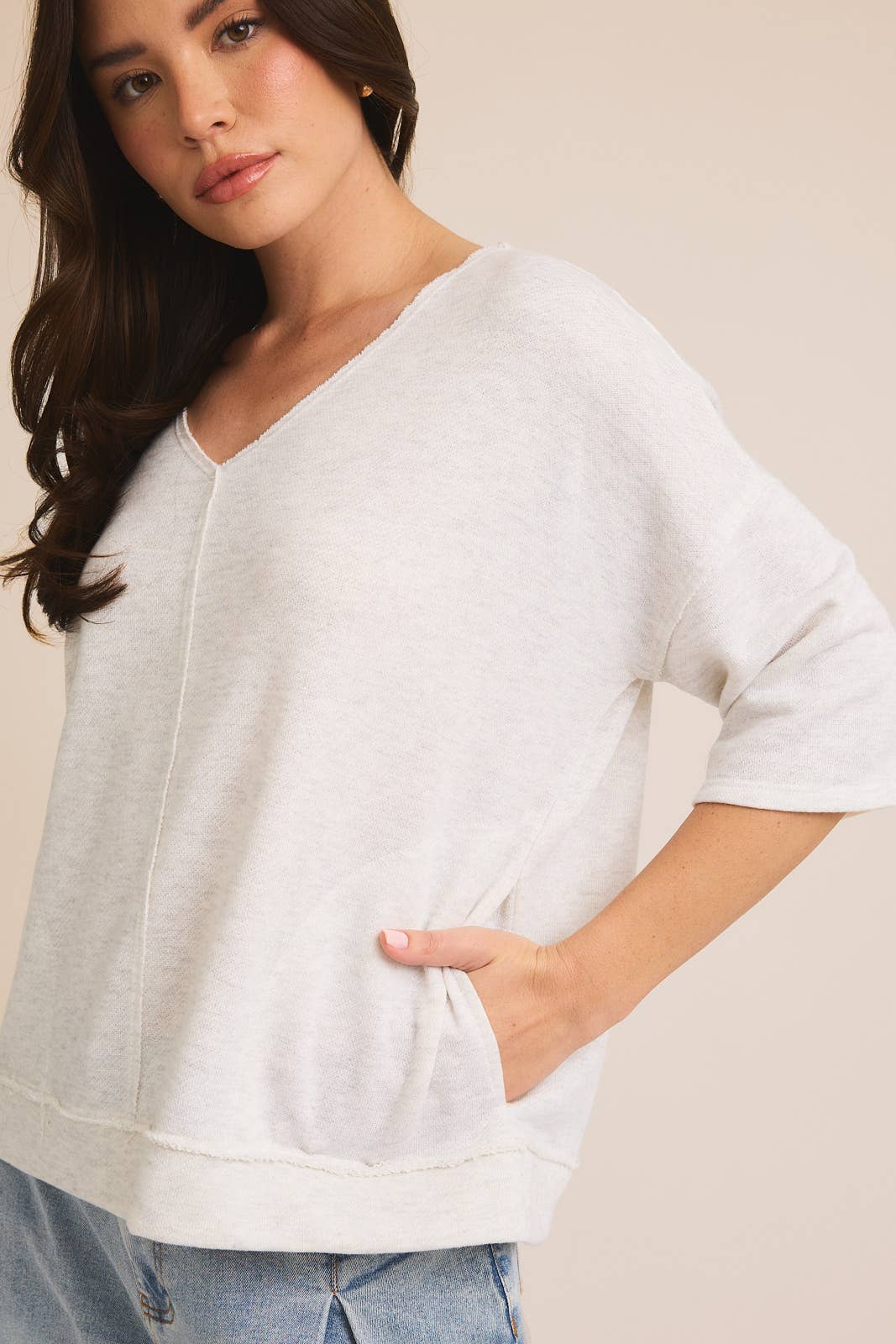 V NECK WIDE 3/4 SLEEVE TOP