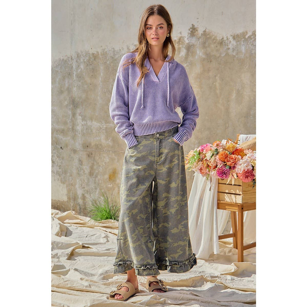 CAMOUFLAGE DENIM RUFFLED HEM MID RISE BLOOMER PANTS