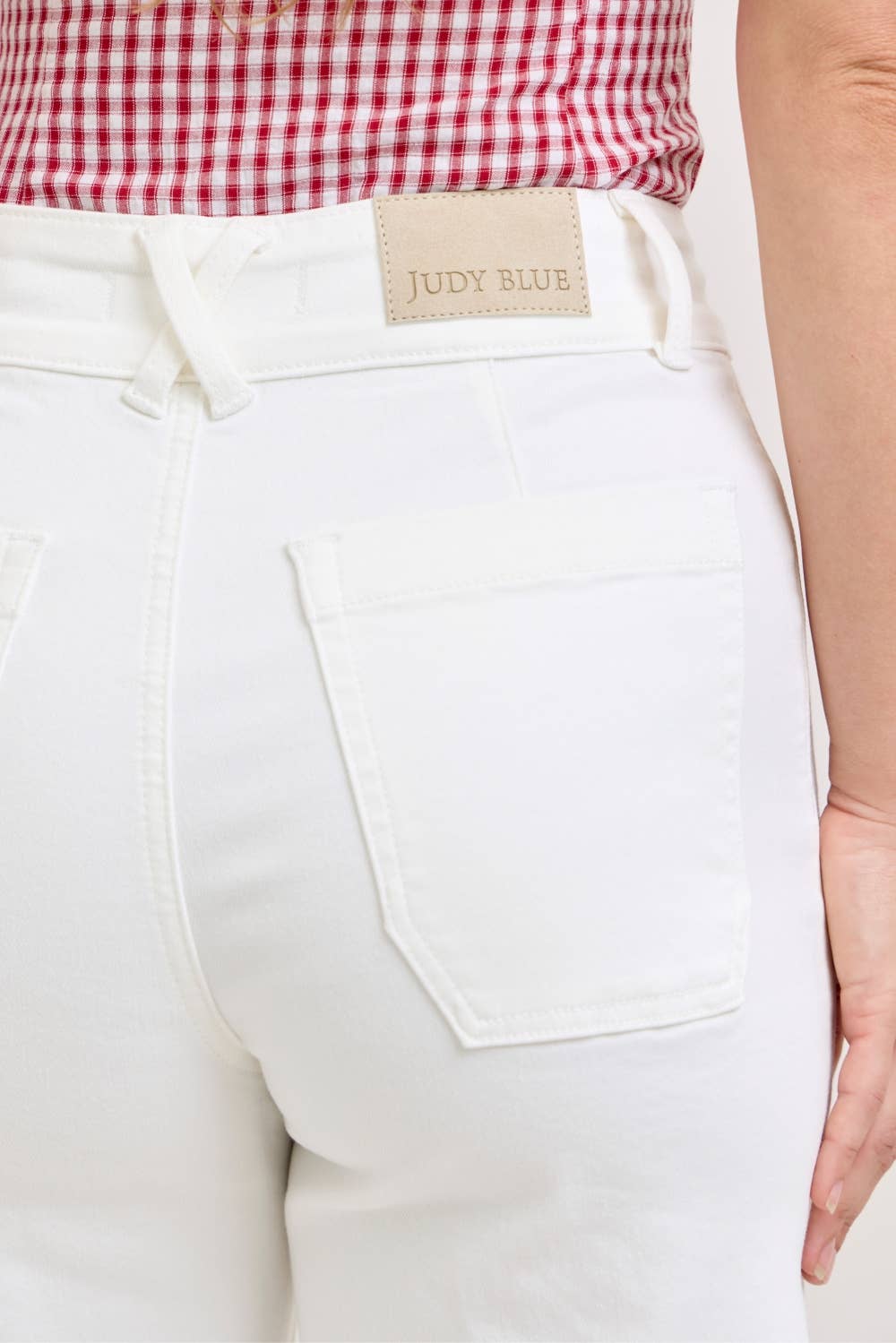 Wide Crop           High-Waisted Front Pocket