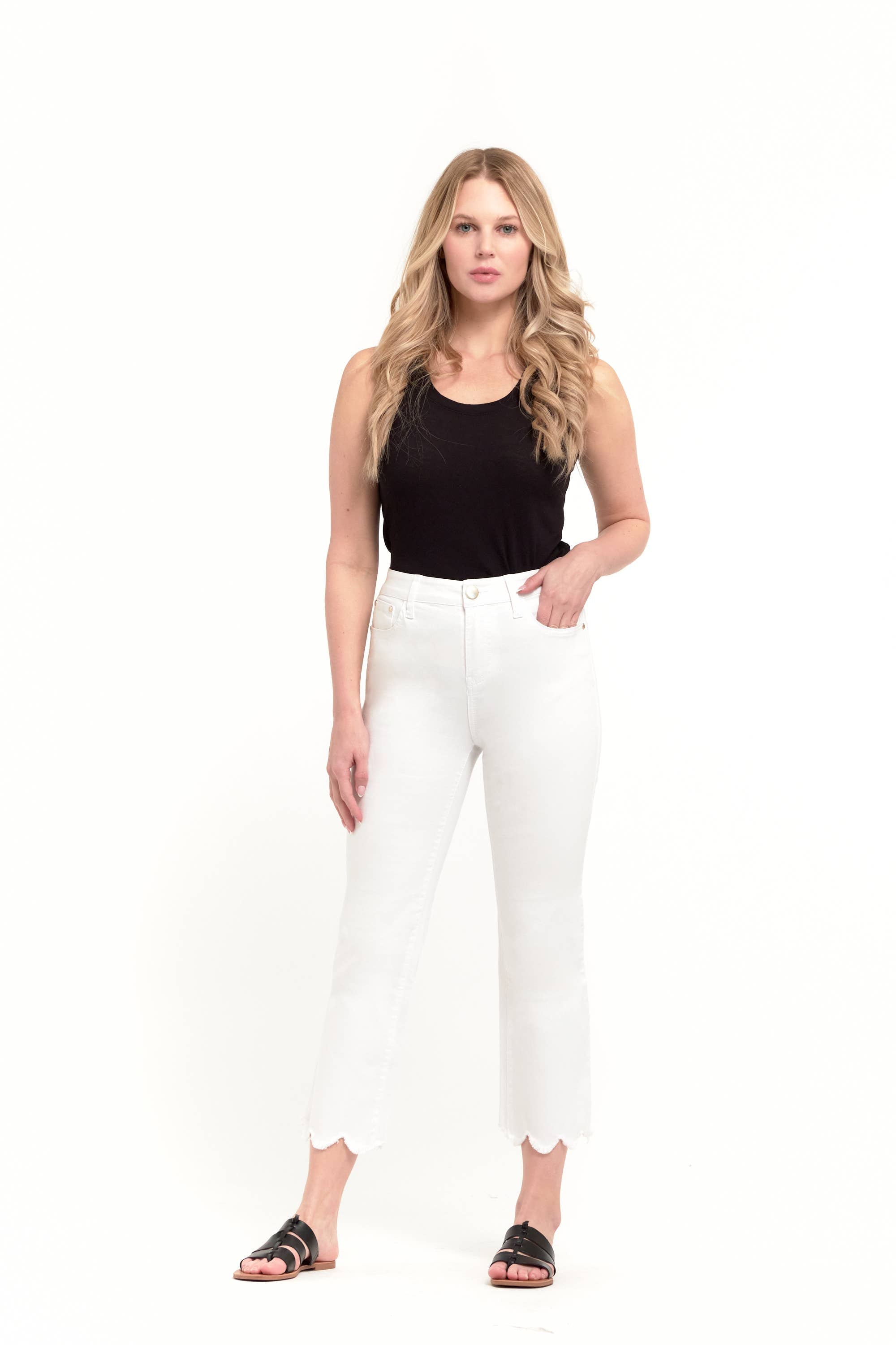 Crop Jean w/ Scalloped Hem in White