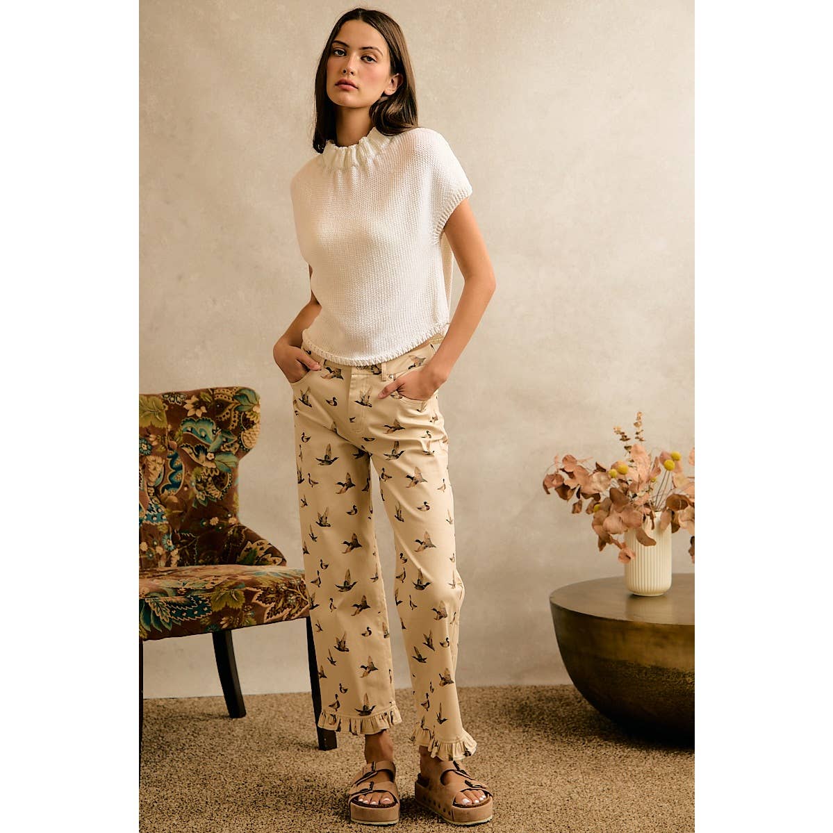 MALLARD DUCK PRINT RUFFLE LEG PANTS