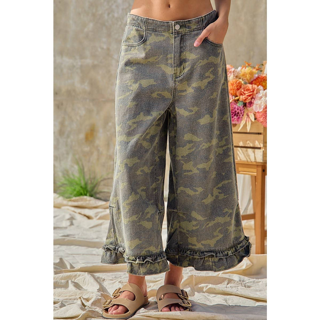 CAMOUFLAGE DENIM RUFFLED HEM MID RISE BLOOMER PANTS
