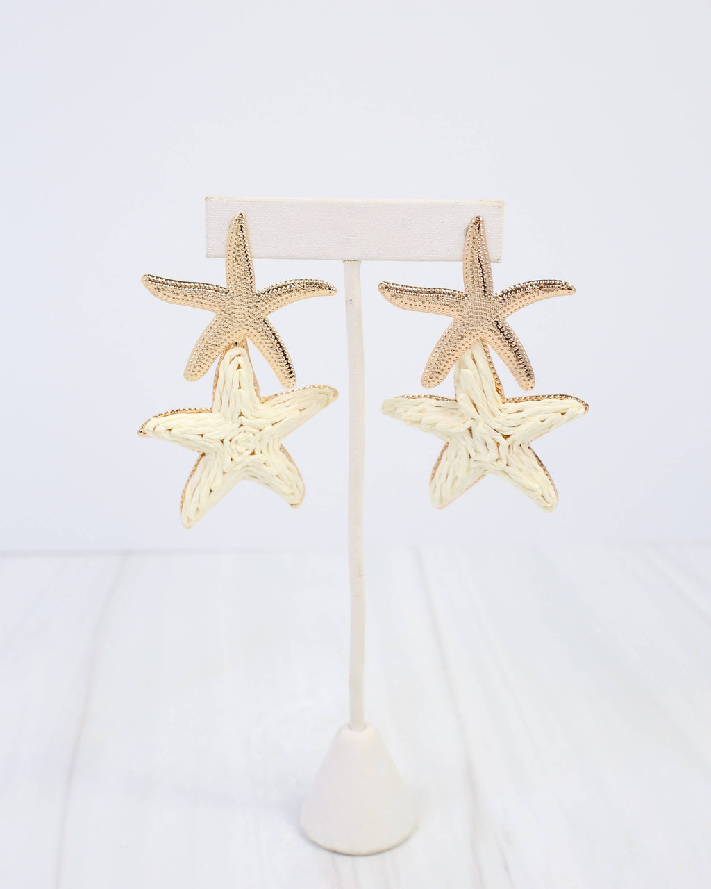 Delphine Raffia Starfish Earring Gold