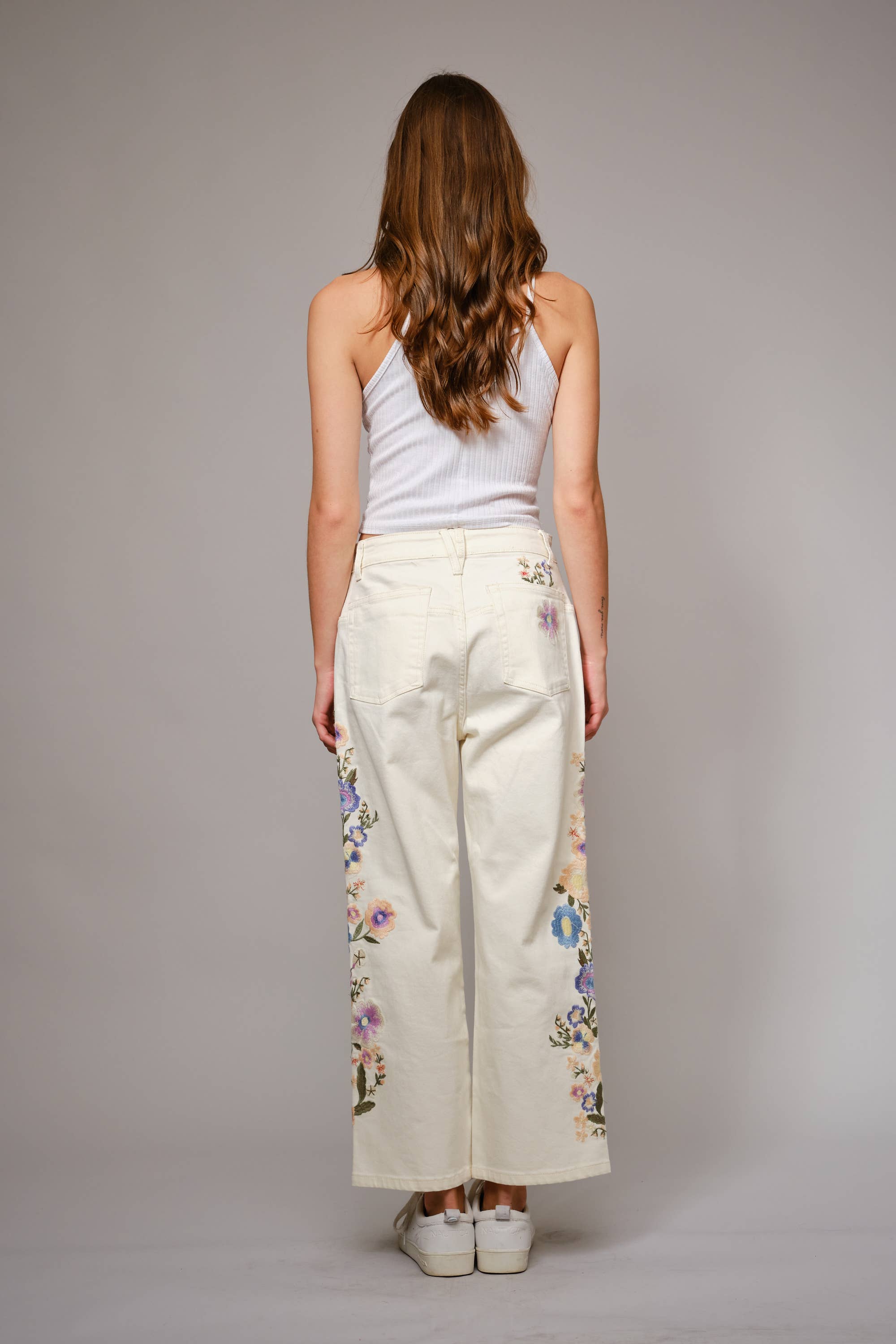 Mid- Rise Relaxed Style Embroidered White Jean