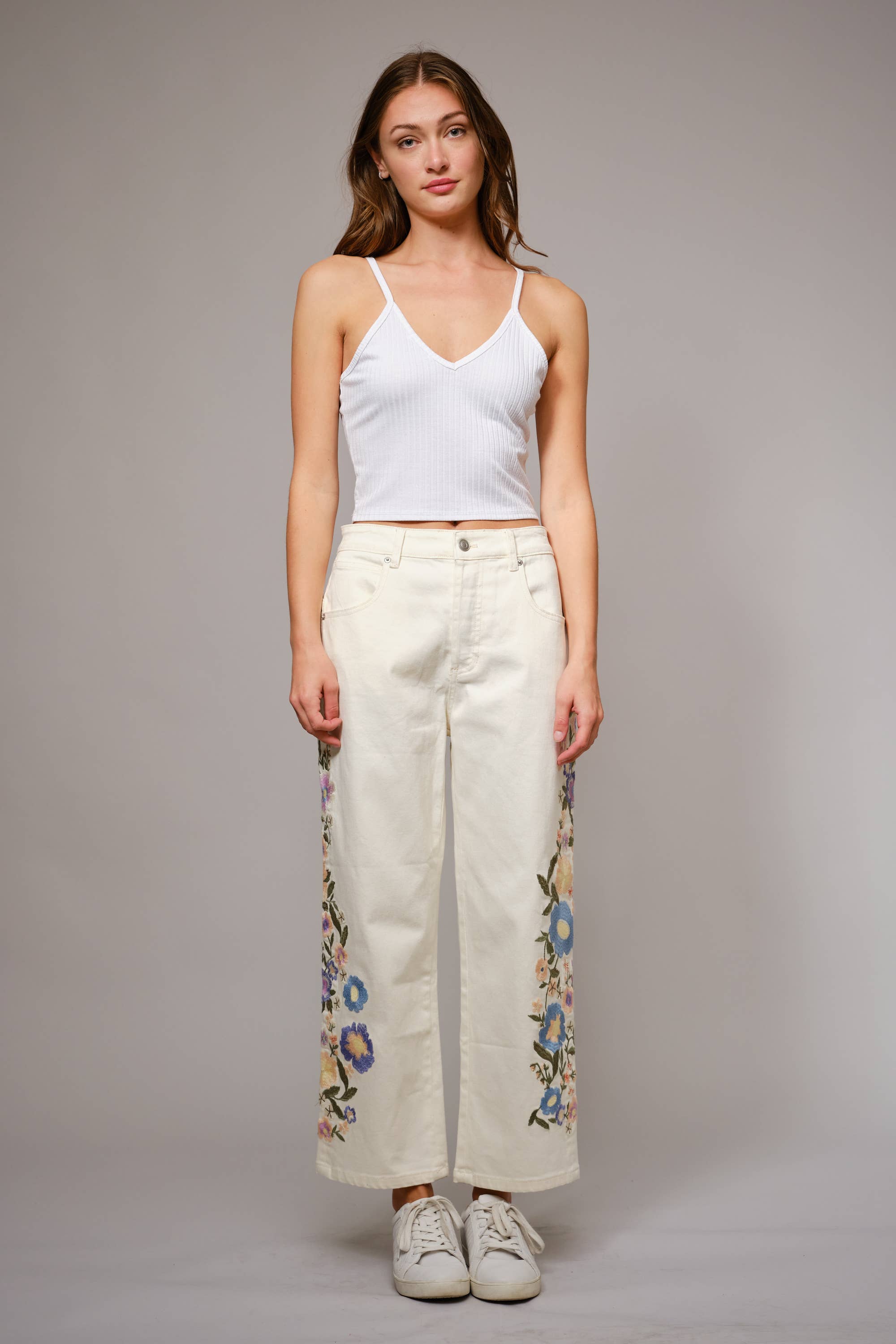 Mid- Rise Relaxed Style Embroidered White Jean