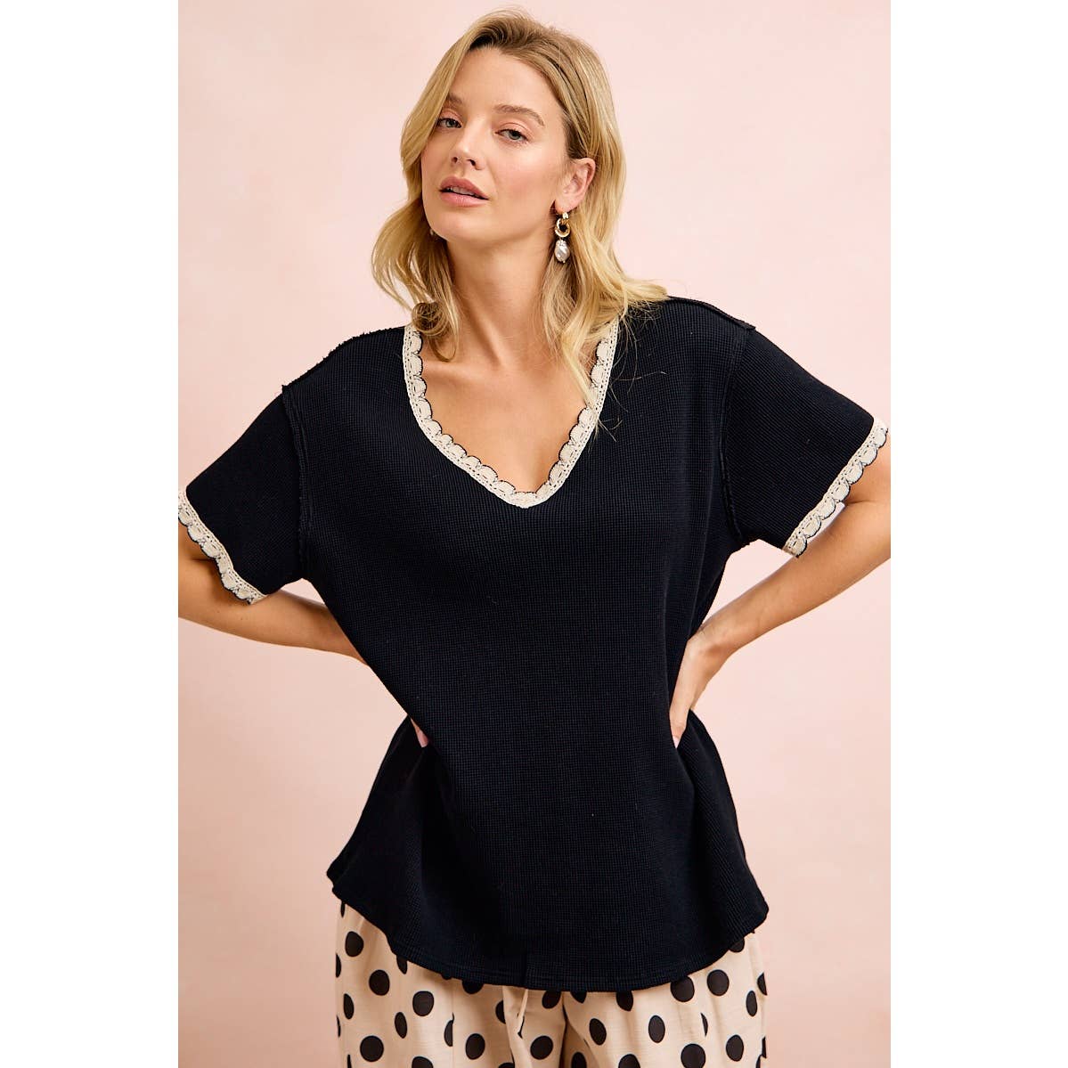 THERMAL KNIT V NECK SHORT SLEEVES TOP WITH CROCHET TRIM