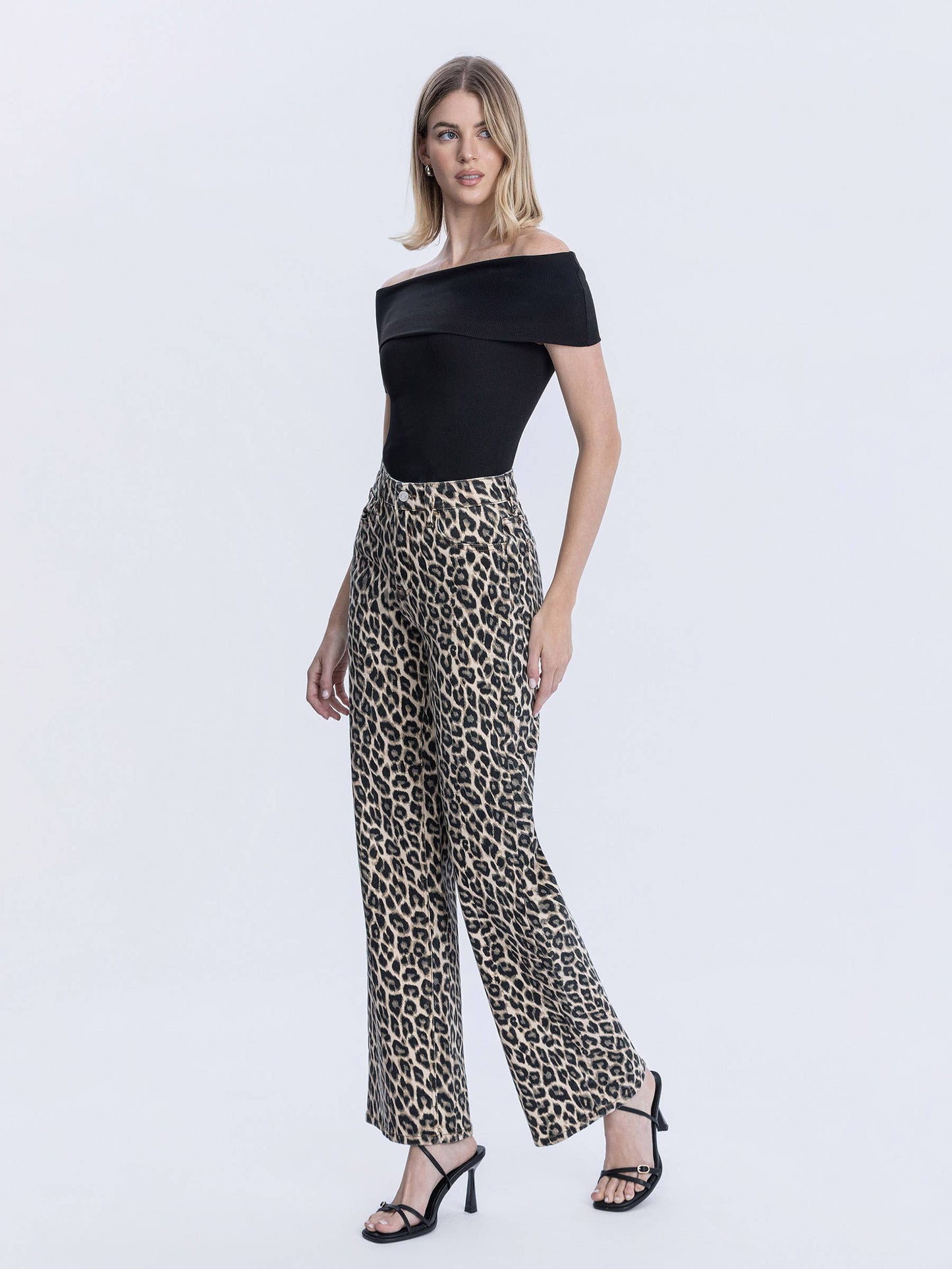 SUPER HIGH RISE LEOPARD PRINT WIDE LEG JEANS