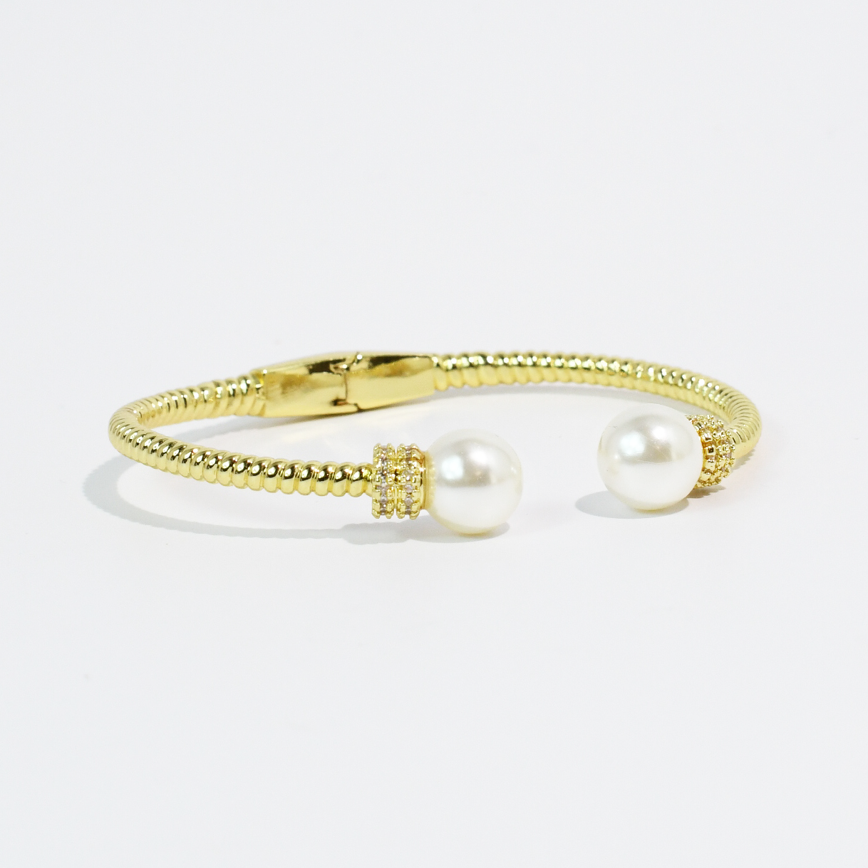 Pearl gold Bangle