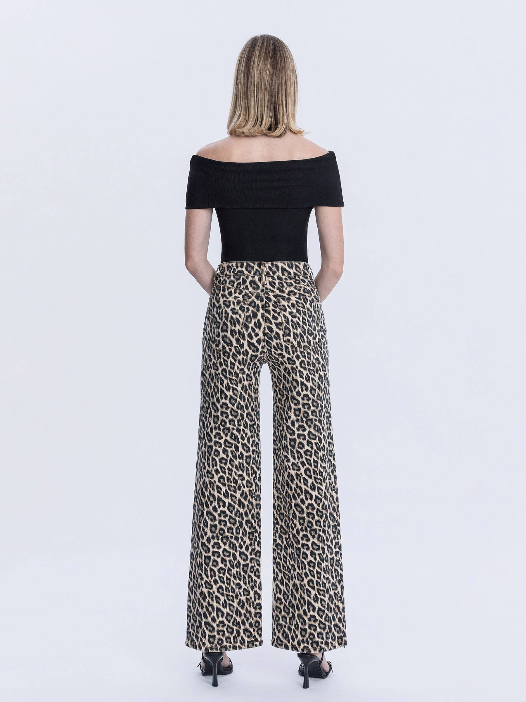 SUPER HIGH RISE LEOPARD PRINT WIDE LEG JEANS