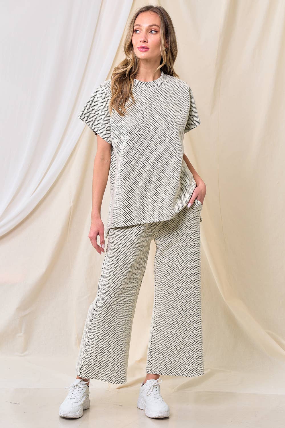 T3574 Textured Short Sleeve Sweatshirts Top