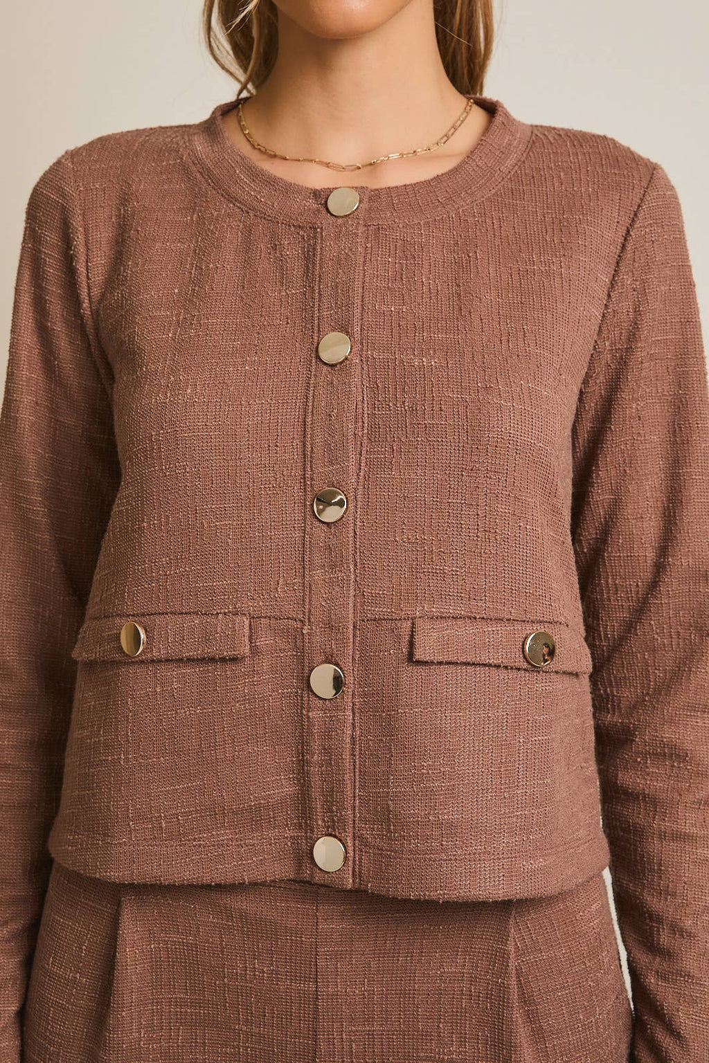 ROUND NECK LONG SLEEVE BUTTON UP TOP