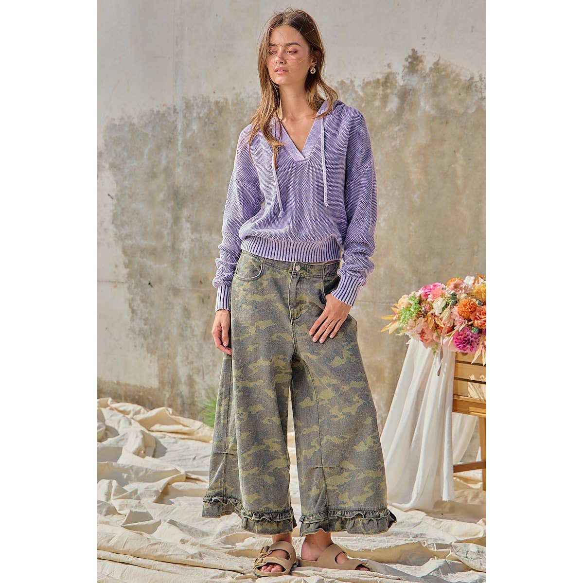 CAMOUFLAGE DENIM RUFFLED HEM MID RISE BLOOMER PANTS