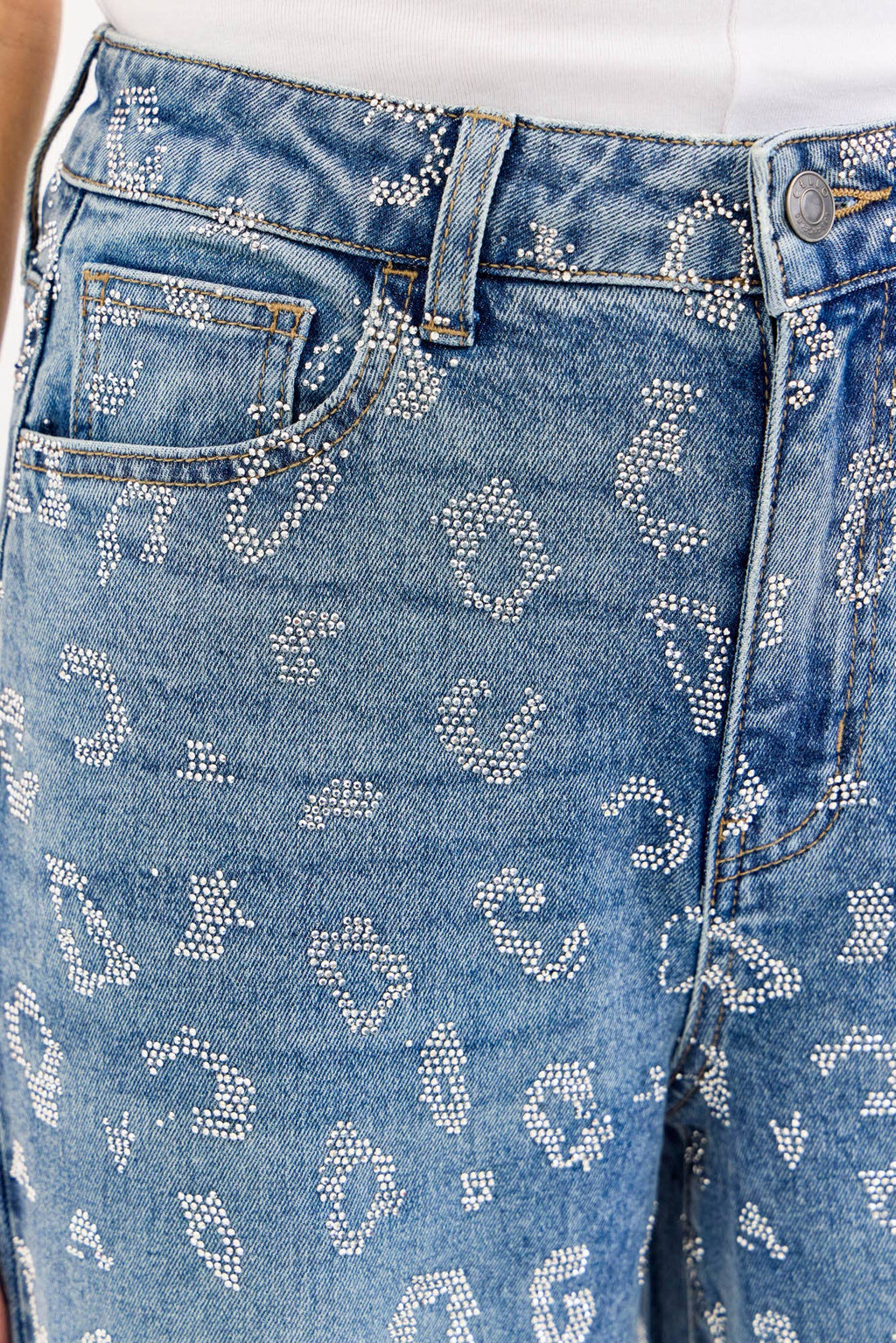 All Over leopard Rhinestones