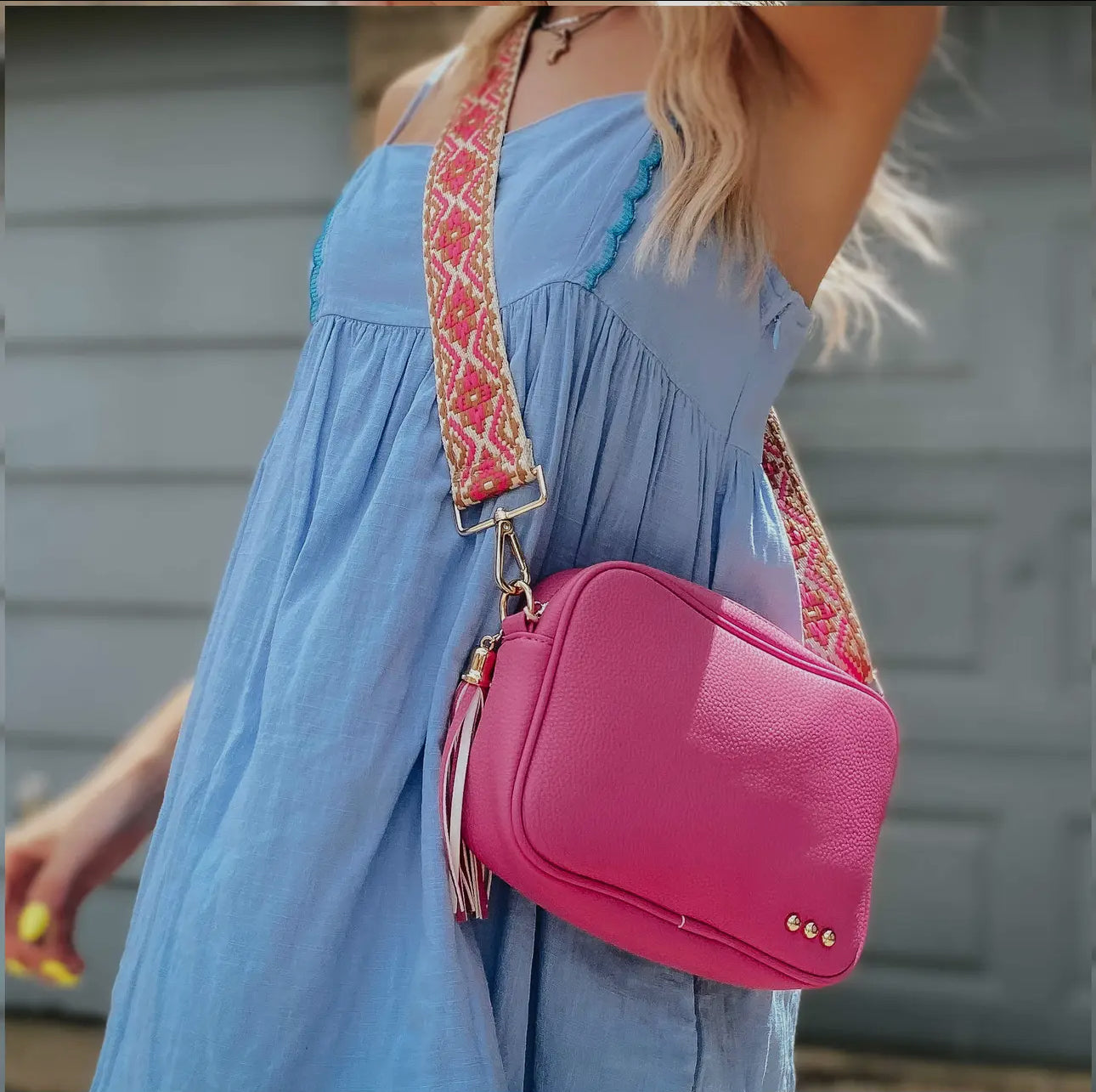 Pretty Simple Camera Crossbody