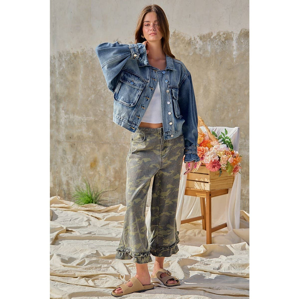 CAMOUFLAGE DENIM RUFFLED HEM MID RISE BLOOMER PANTS