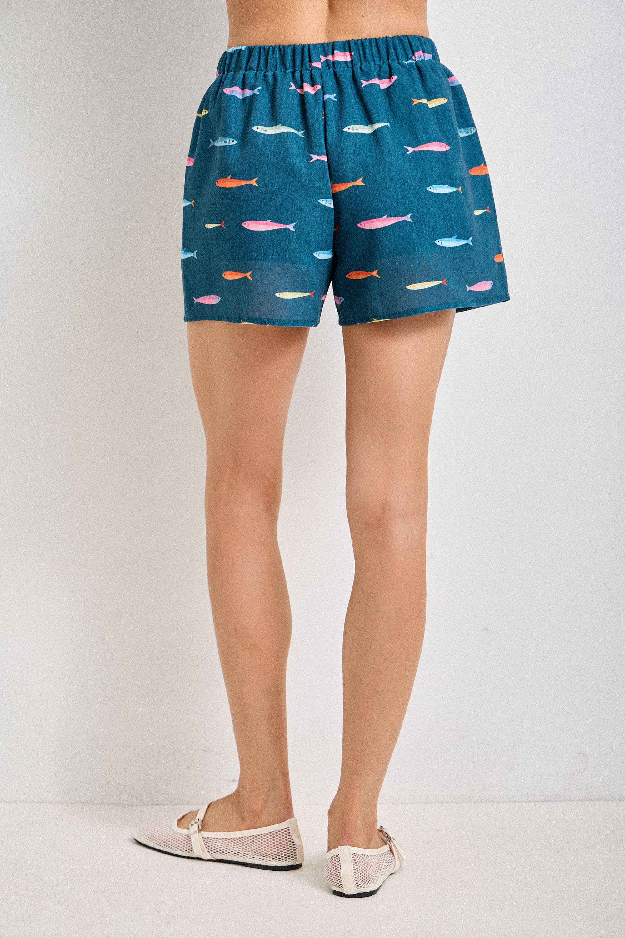 FISH PRINT DRAWSTRING SHORTS
