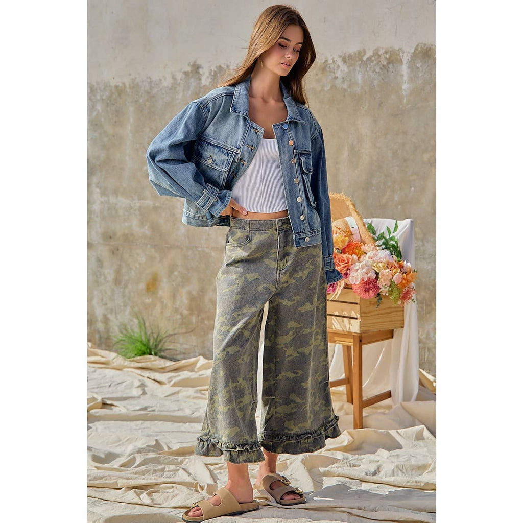 CAMOUFLAGE DENIM RUFFLED HEM MID RISE BLOOMER PANTS