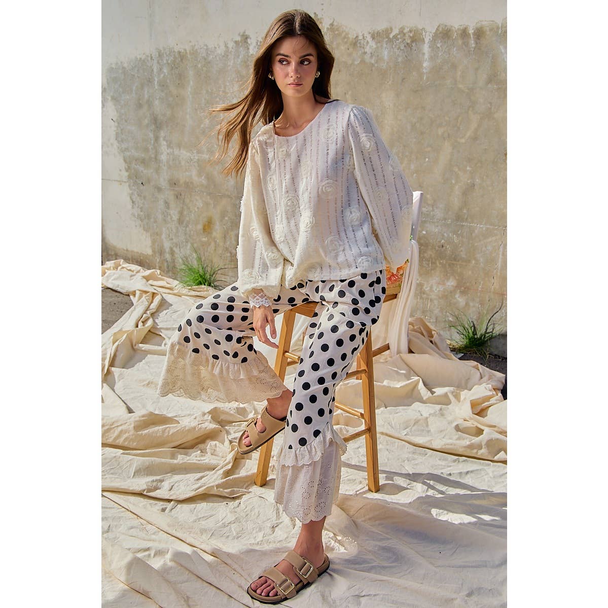 LINEN BLEND POLKA DOT PRINTED RUFFLE LACE HEM PANTS