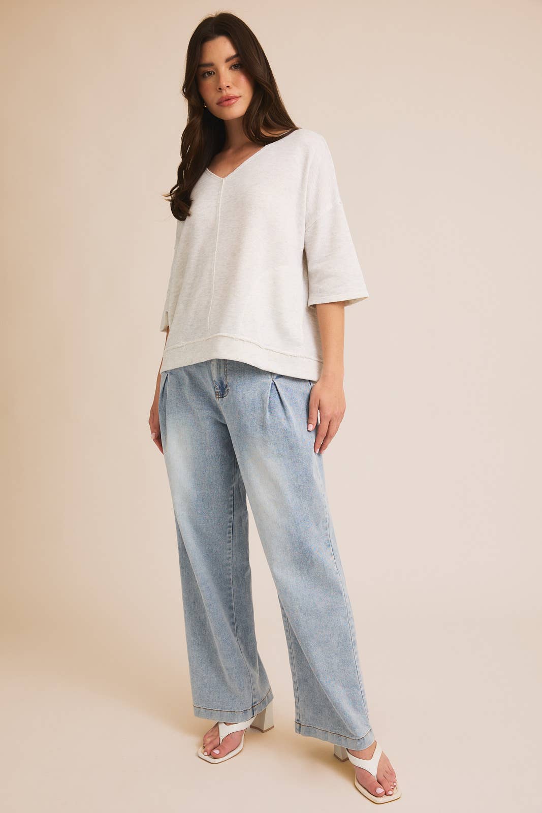 V NECK WIDE 3/4 SLEEVE TOP