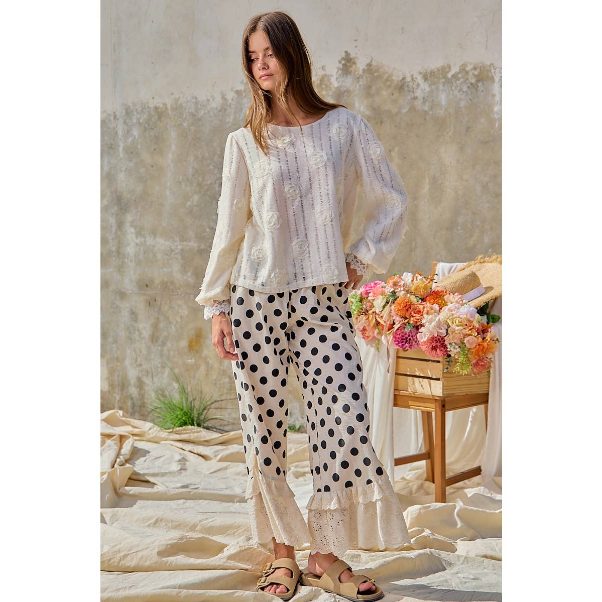 LINEN BLEND POLKA DOT PRINTED RUFFLE LACE HEM PANTS