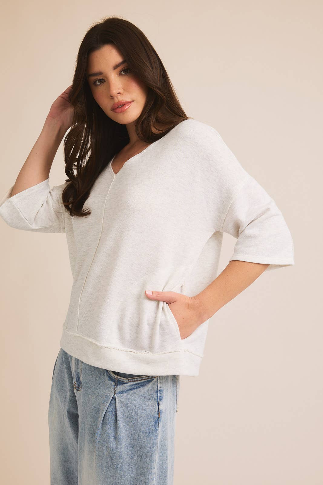 V NECK WIDE 3/4 SLEEVE TOP
