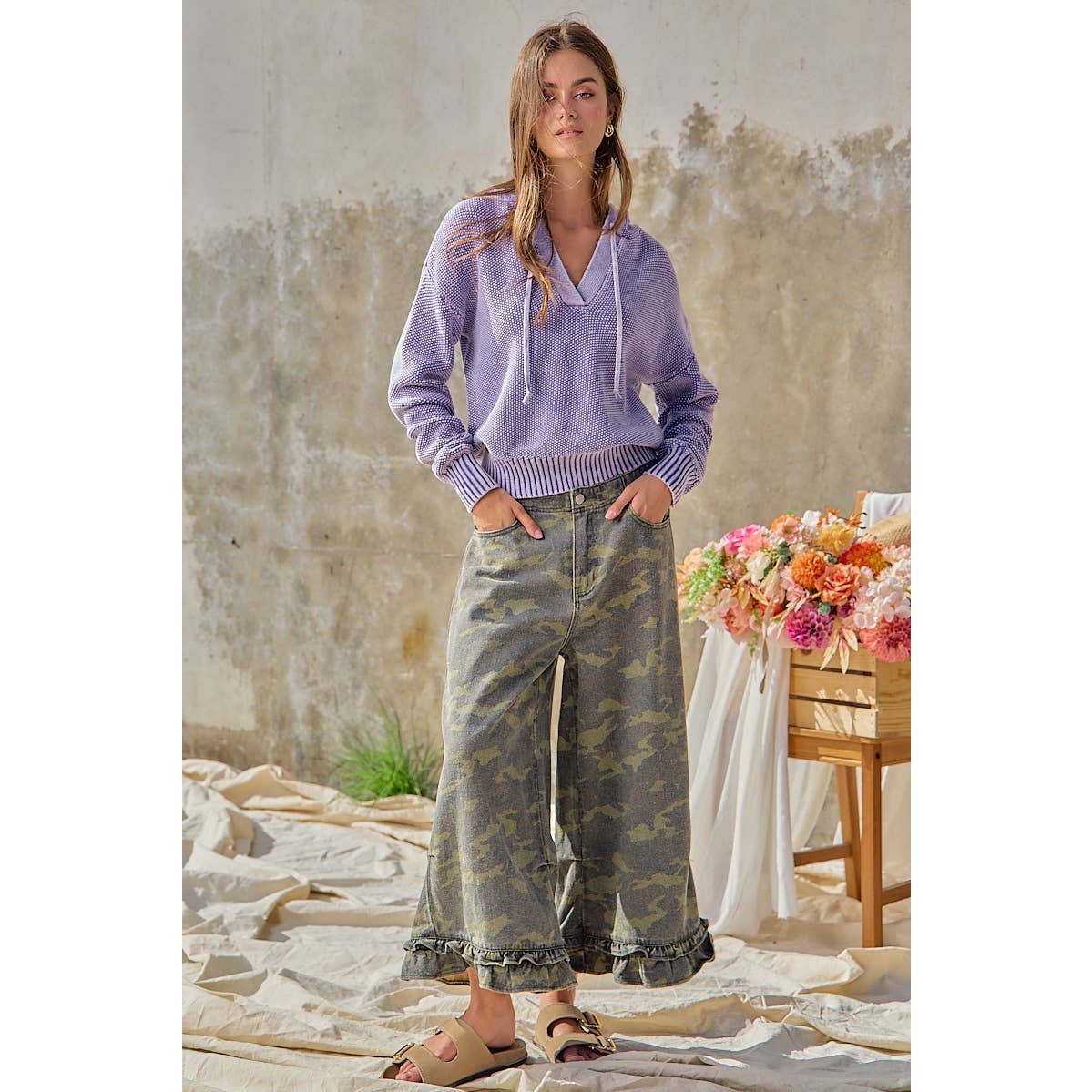 CAMOUFLAGE DENIM RUFFLED HEM MID RISE BLOOMER PANTS