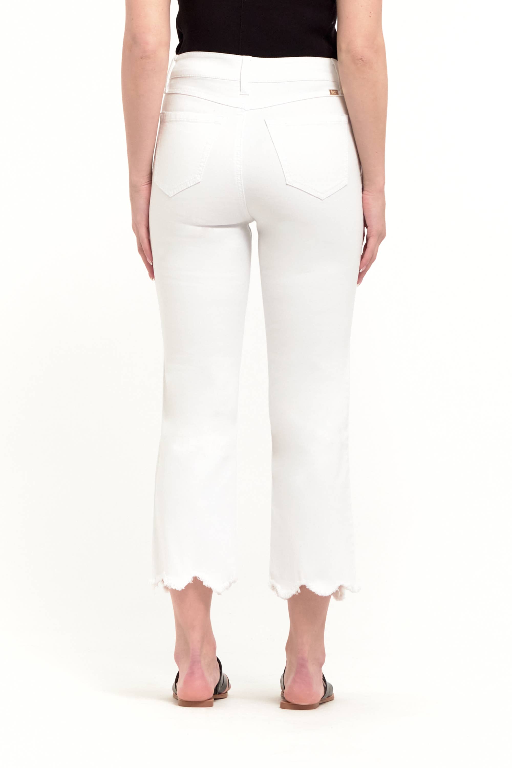 Crop Jean w/ Scalloped Hem in White