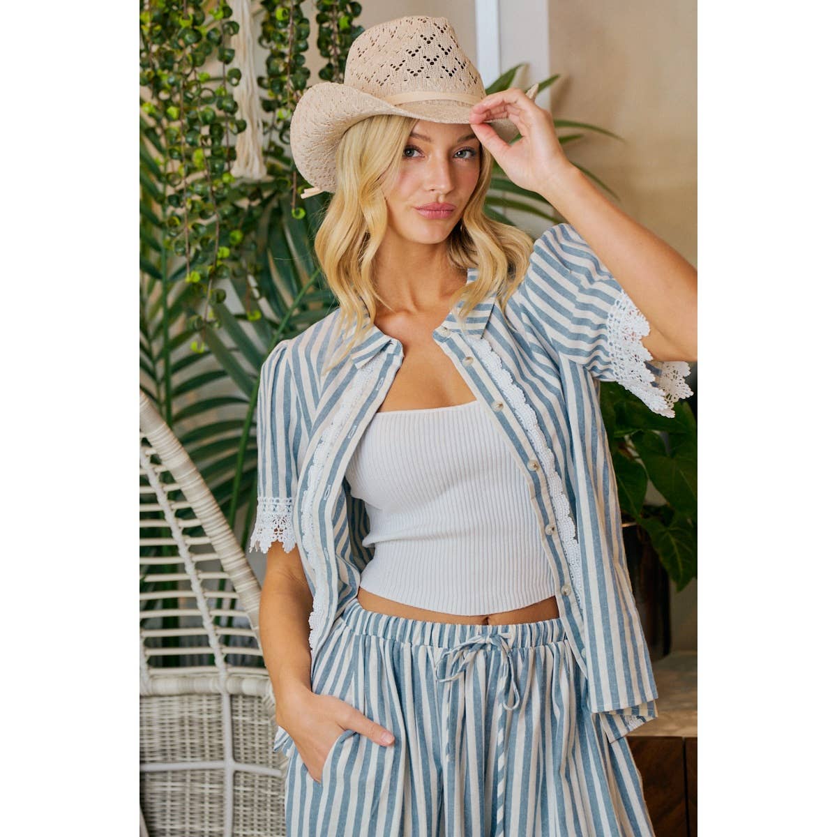 STRIPES LACE TRIM DETAIL SHORT SLEEVES BLOUSE